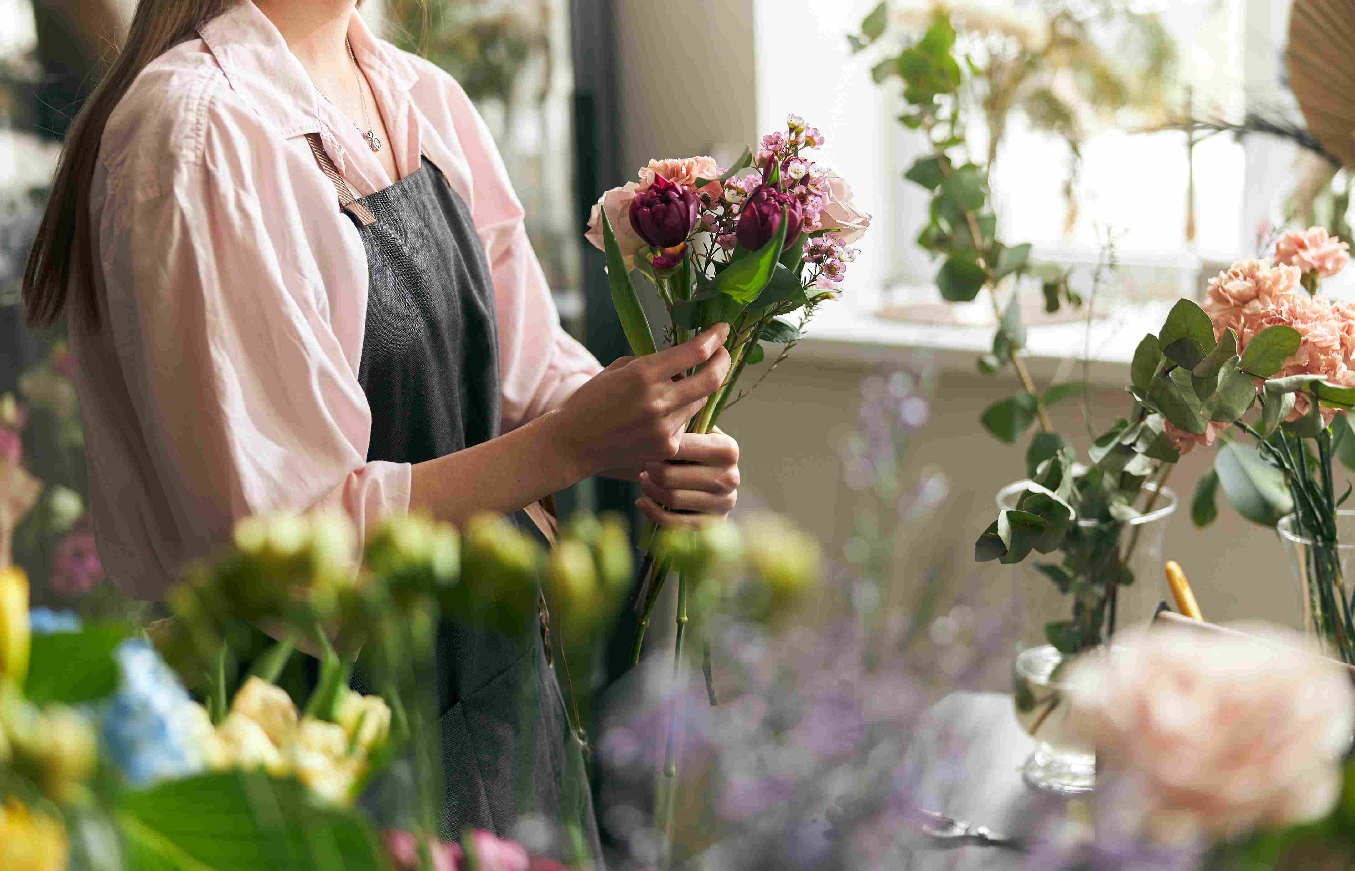 Summer floral centerpiece with soft lighting